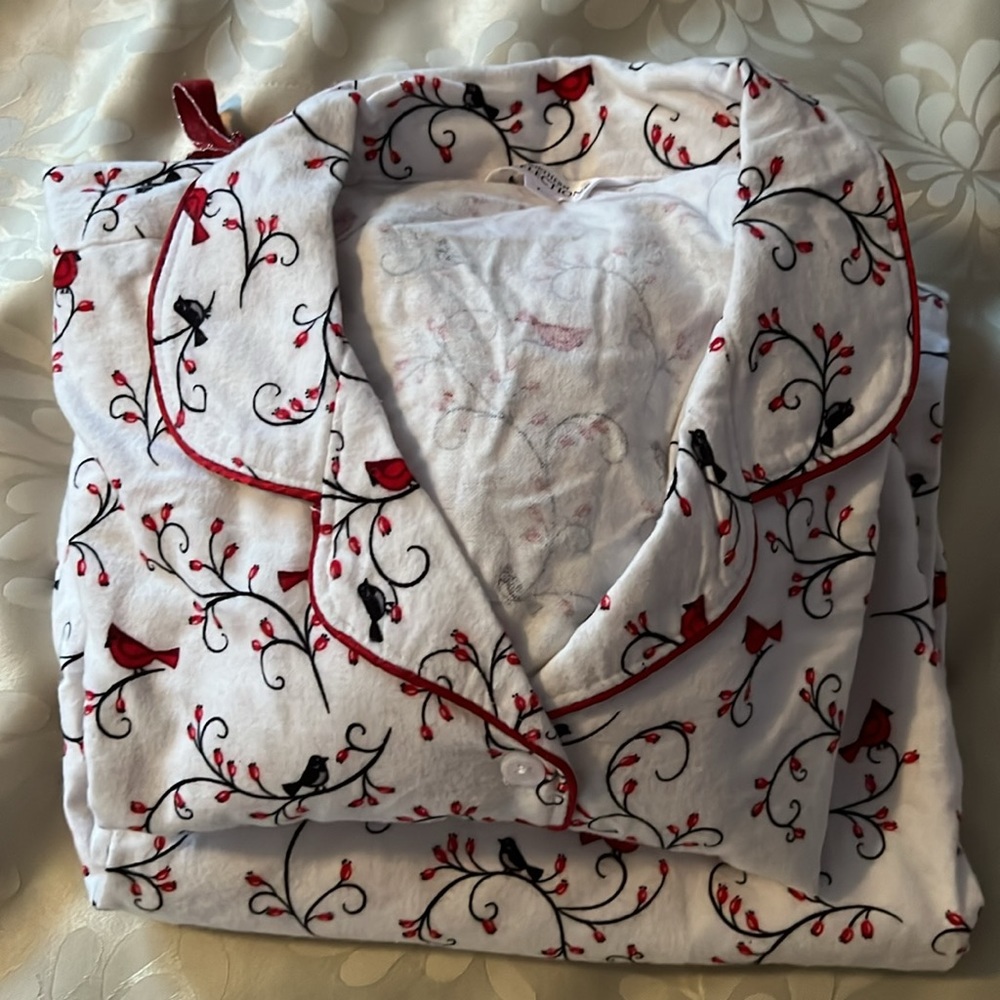 NEW-Northern Reflections Size L Birds Print Cozy Pajama Set